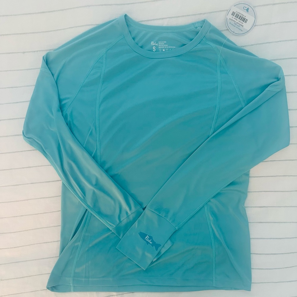 NWT FisheWear Backcast Sunshirt in Aqua; Size Small - Picture 10 of 14